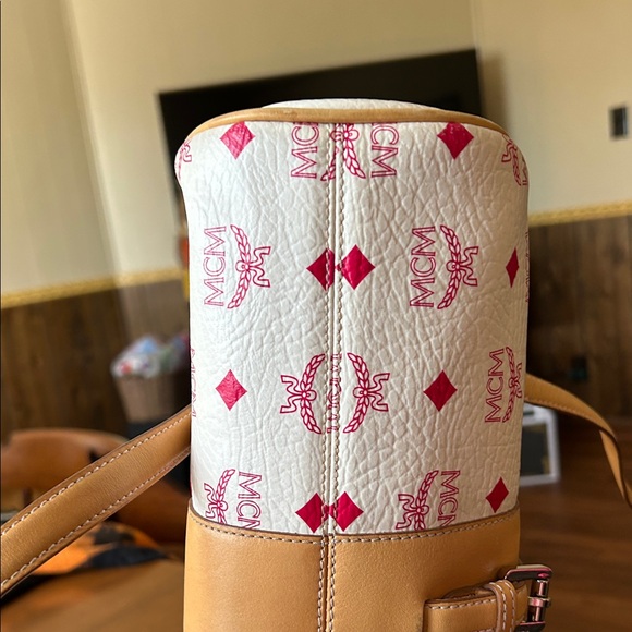 MCM Tan and White Shoulder Bag with COA - Picture 11 of 15